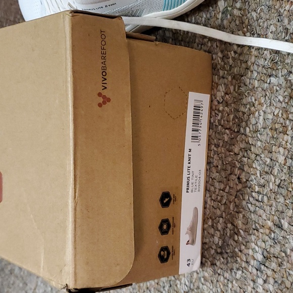 Men sneakers size 43 EU - Picture 3 of 7